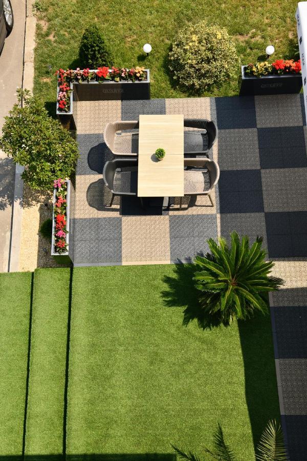 Quartz Boutique Hotel 4*