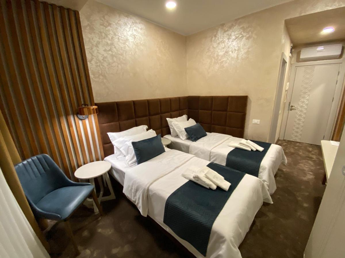 Quartz Boutique 4* Mamaia